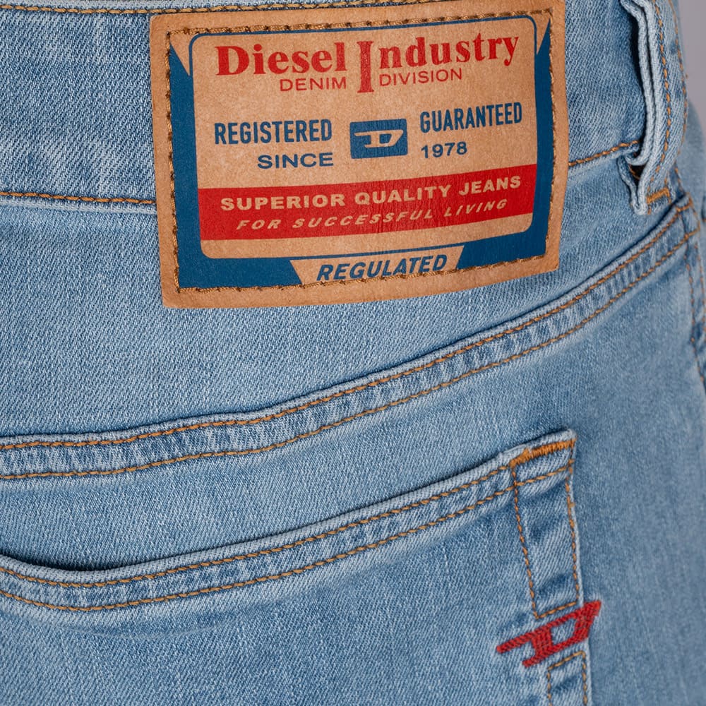 Diesel Ανοιχτό Μπλε Jean - A03596 09H62