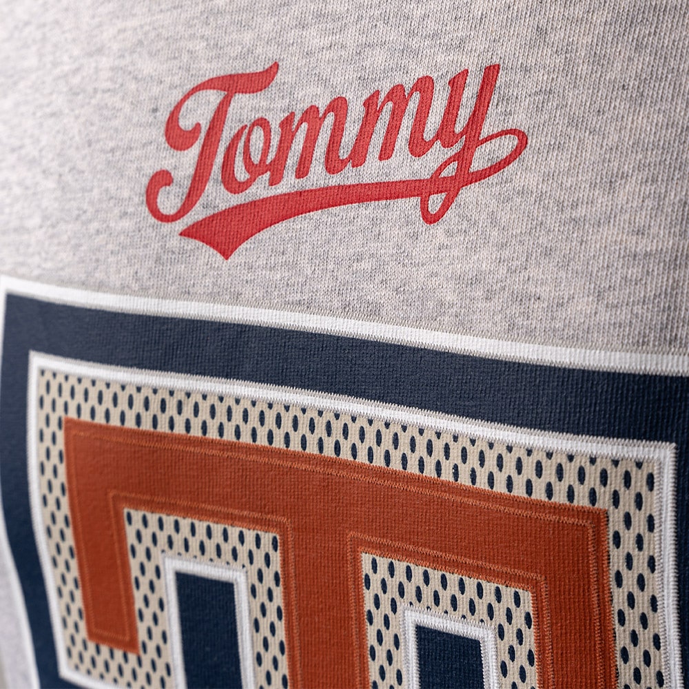 Tommy Jeans Γκρι T-shirt C Neck - DM0DM16404