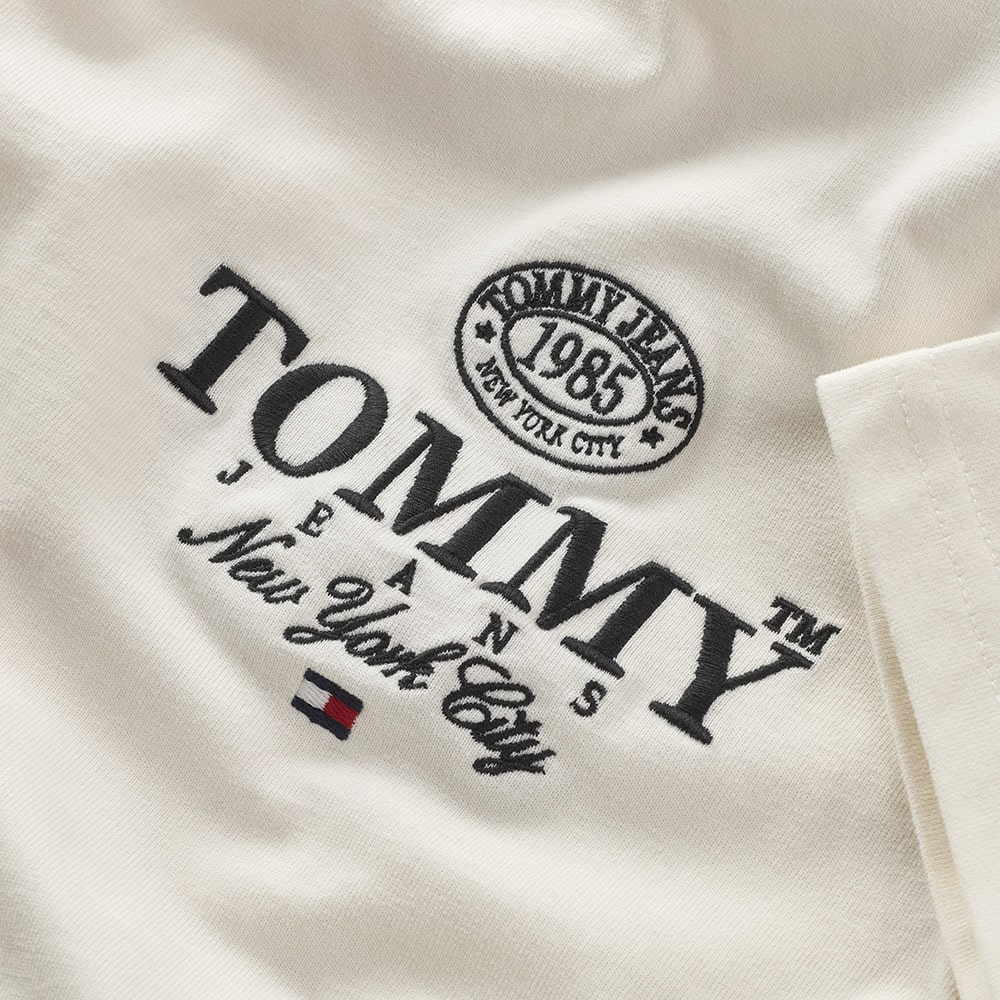 Tommy Jeans Εκρού T-shirt C Neck - DM0DM17731