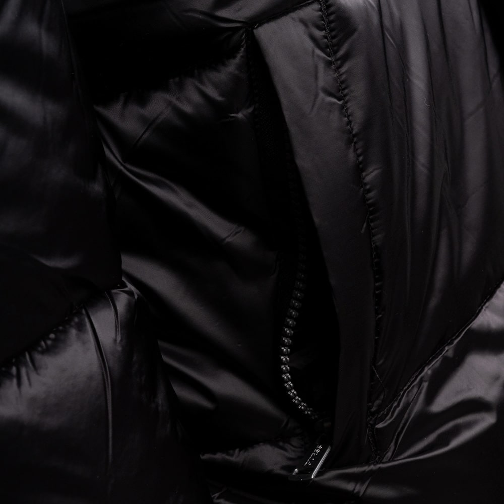GUESS Μαύρο Puffer Jacket - GU0APM5BL2LWGZF20000