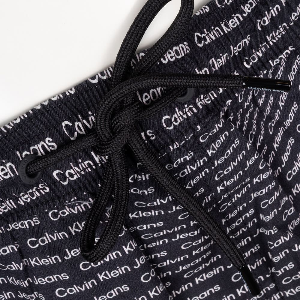 Calvin Klein Μαύρη Βερμούδα - J30J325473