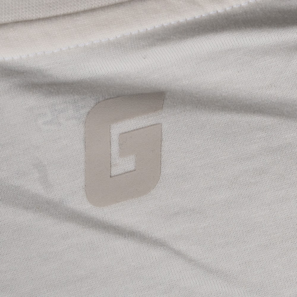 GUESS Εκρού T-shirt C Neck - GU0APZ4BI02I3Z140000