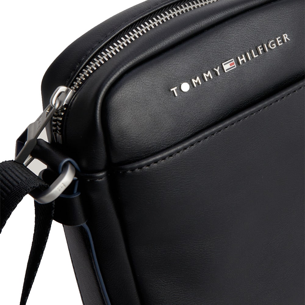 Tommy Hilfiger Μαύρο Τσαντάκι Ώμου - AM0AM01941