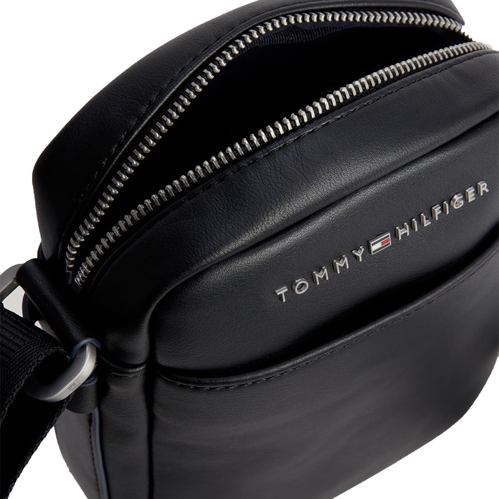 Tommy Hilfiger Μαύρο Τσαντάκι Ώμου - AM0AM01941
